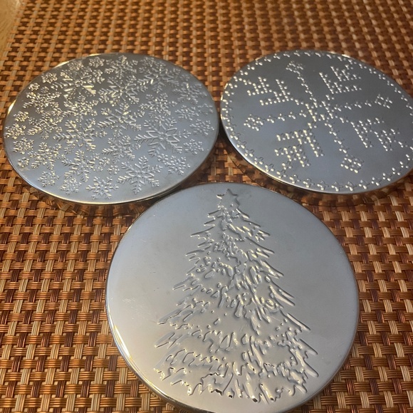 Bath & Body Works Set of 12 Decorative Ornamental Holiday Candle Lids - - Picture 2 of 10